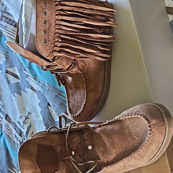 Fringe ankle boots - Picture 2 of 4